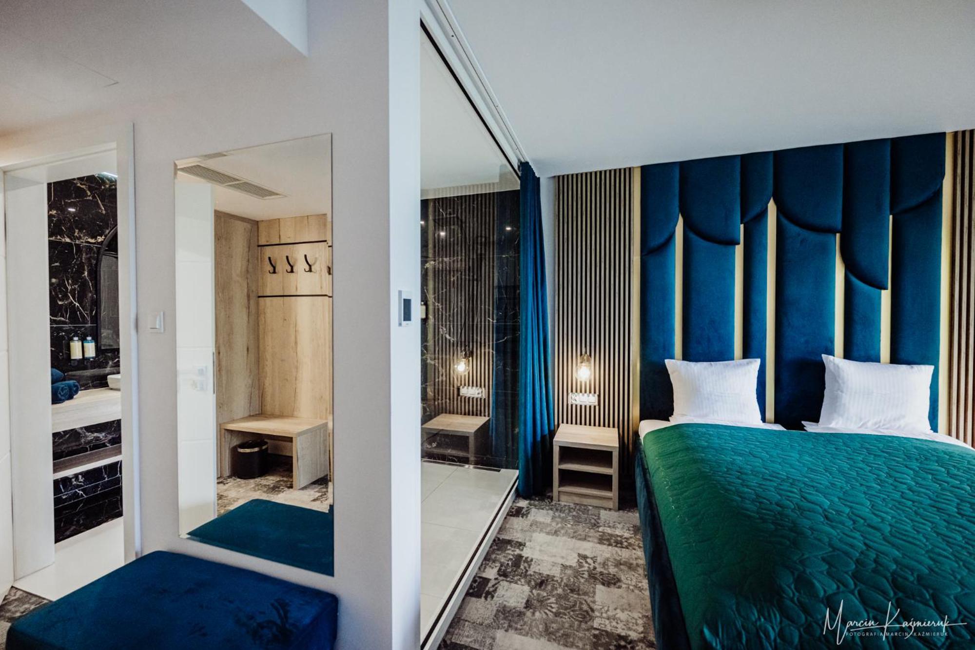 Cristal Bed & Breakfast Ustka Bagian luar foto