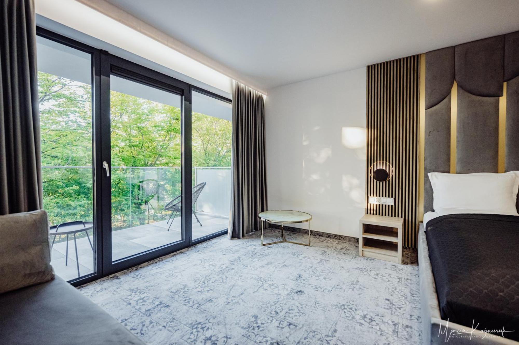 Cristal Bed & Breakfast Ustka Bagian luar foto