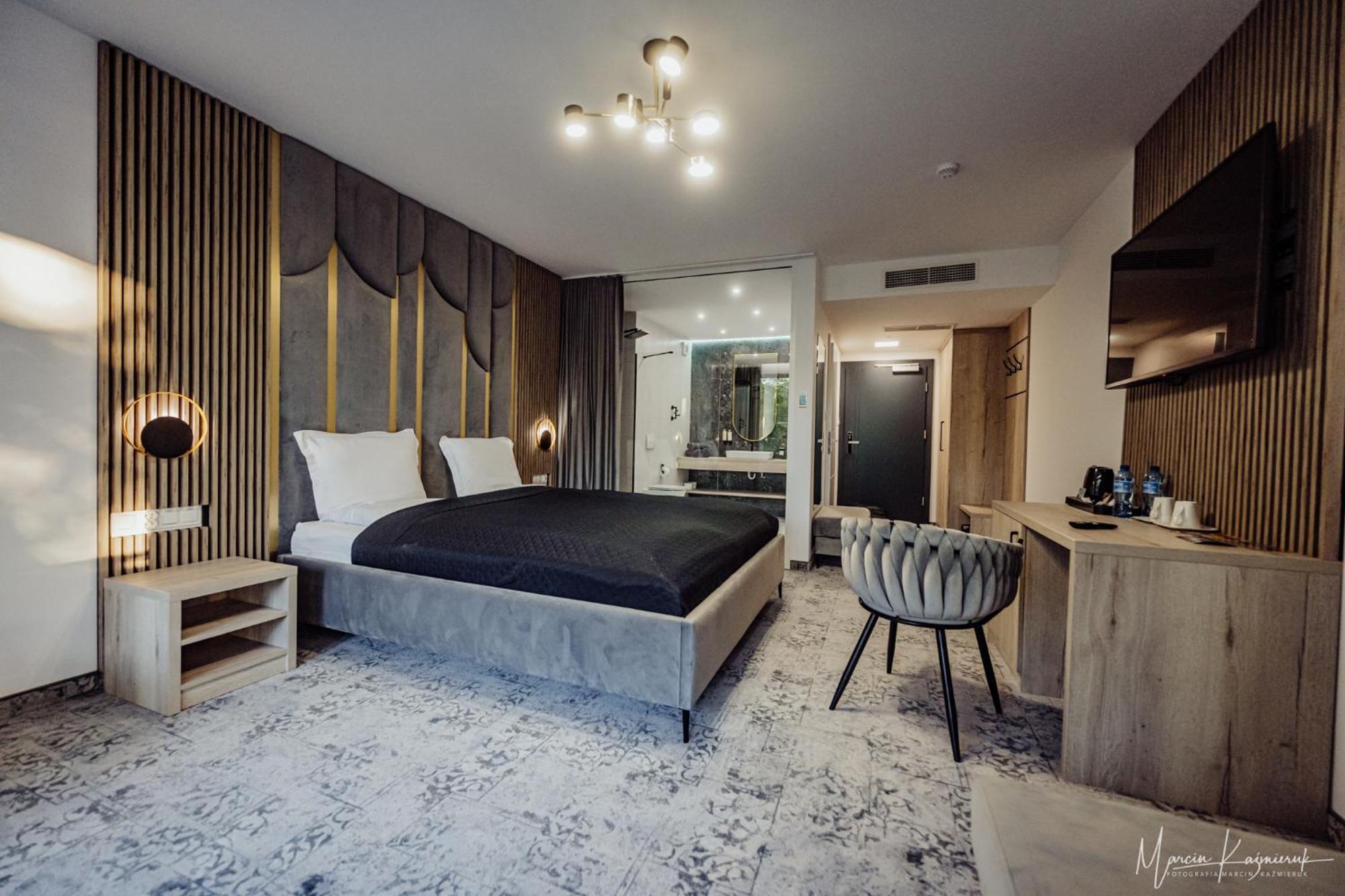 Cristal Bed & Breakfast Ustka Bagian luar foto
