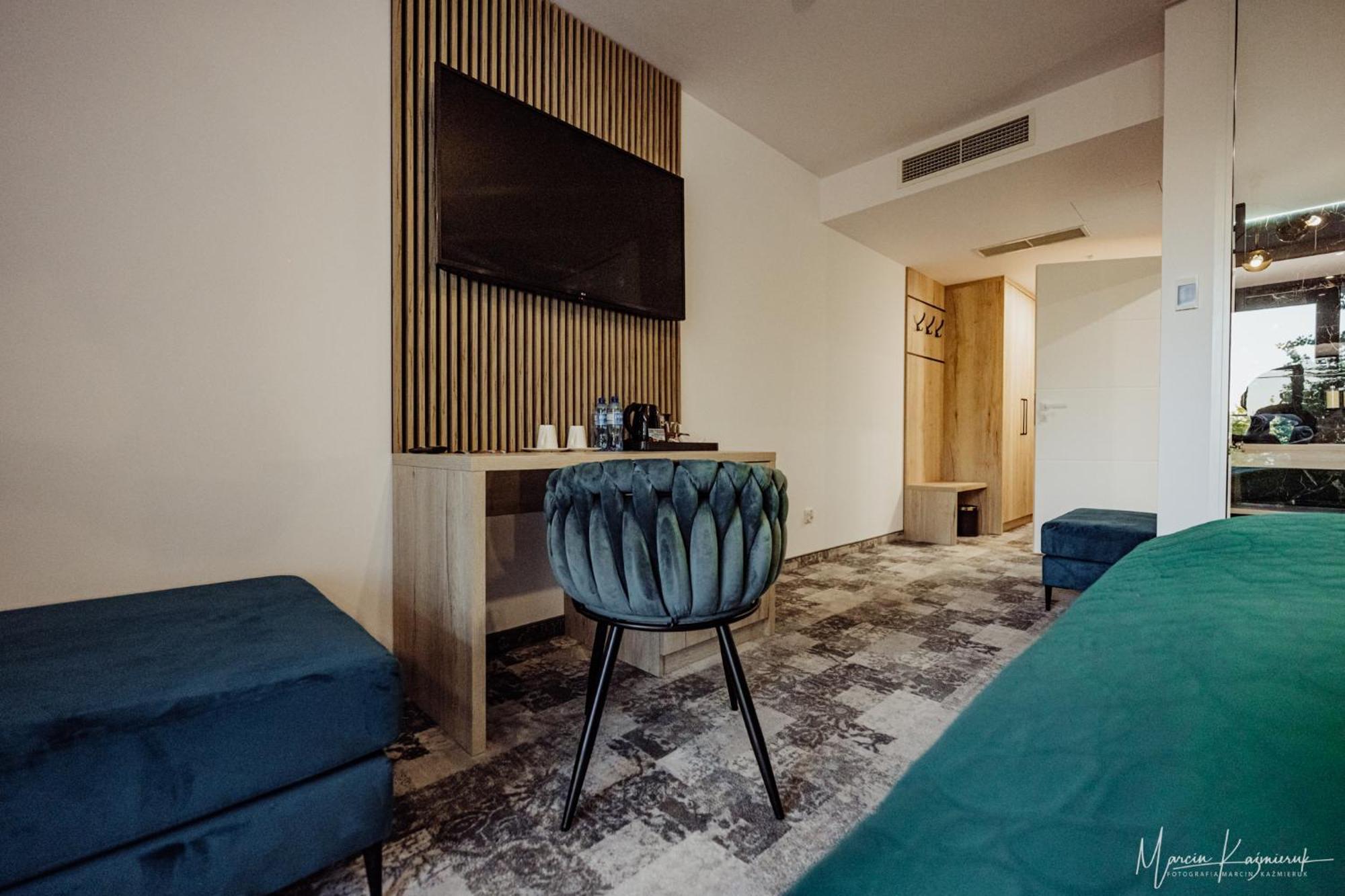 Cristal Bed & Breakfast Ustka Bagian luar foto