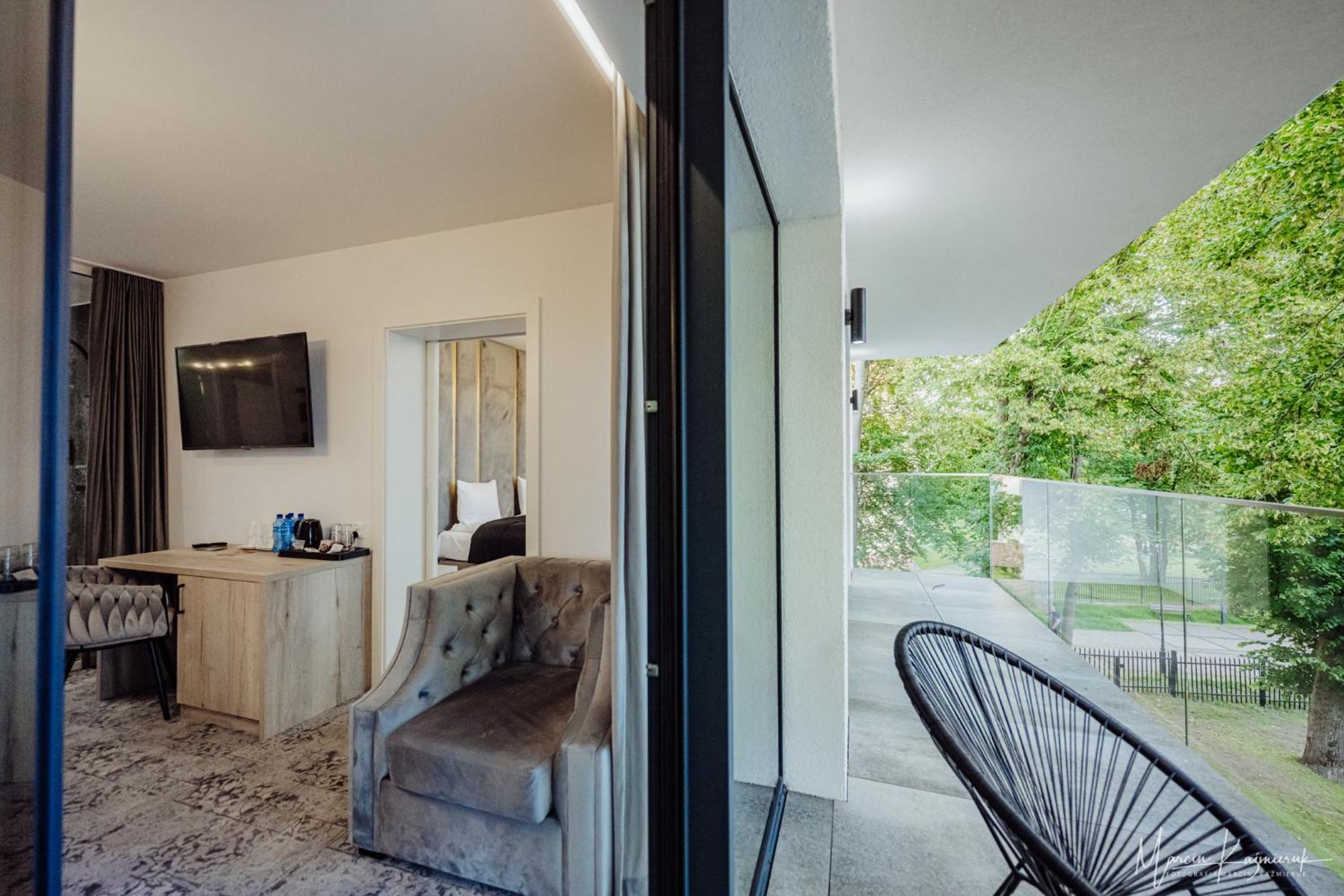Cristal Bed & Breakfast Ustka Bagian luar foto