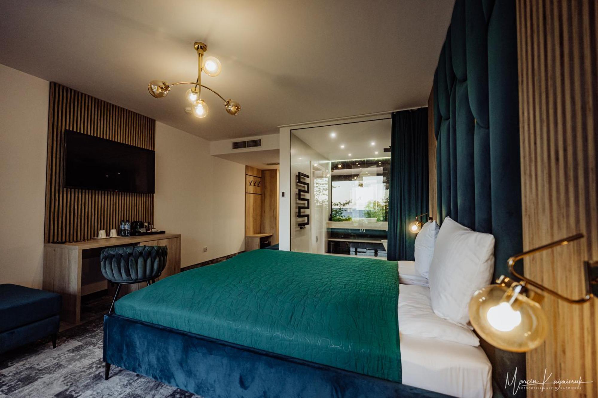 Cristal Bed & Breakfast Ustka Bagian luar foto