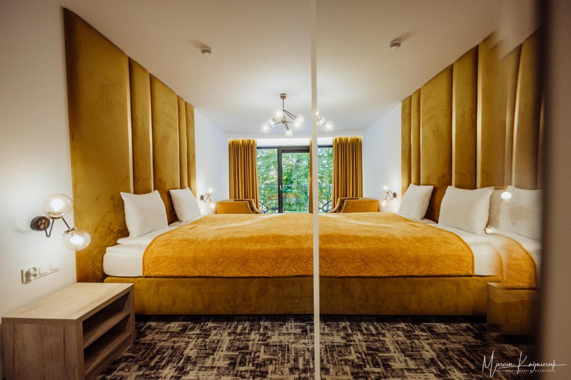 Cristal Bed & Breakfast Ustka Bagian luar foto
